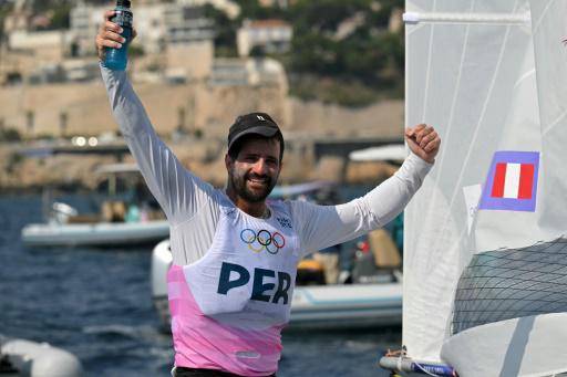 Stefano Peschiera logra bronce en vela primera medalla olímpica de