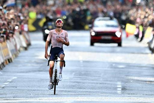 El neerlandés Mathieu Van der Poel se corona campeón del mundo de