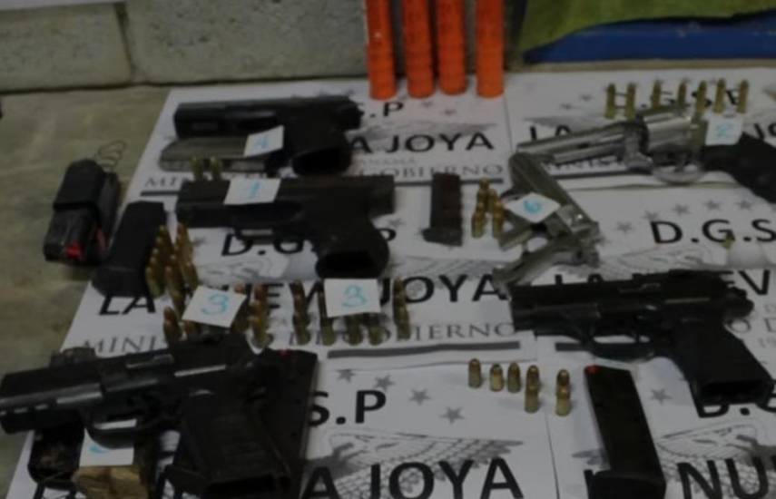 Armas De Fuego Droga Y M S De Mil Son Decomisados En Requisas En