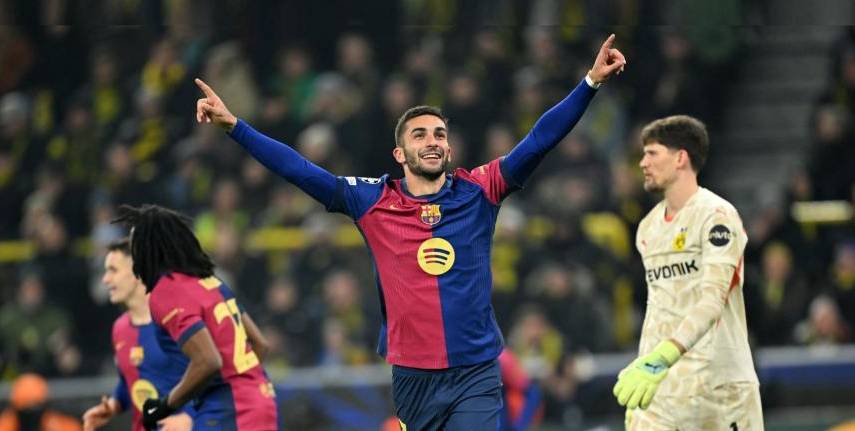 ML | Ferrán Torres, delantero del FC Barcelona celebraba uno de sus goles ante el Borussia Dortmund, ayer en el BVB Stadion Dortmund, en la Champions.