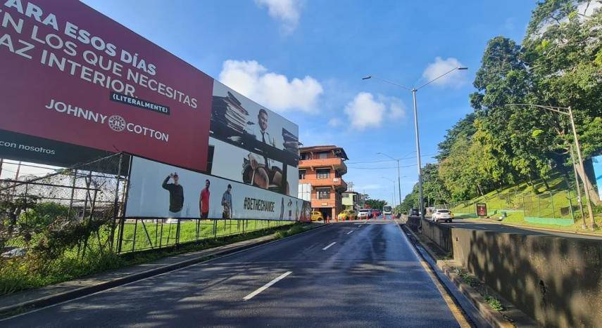 Cierran Avenida de Los Mártires tras una balacera registrada en la madrugada