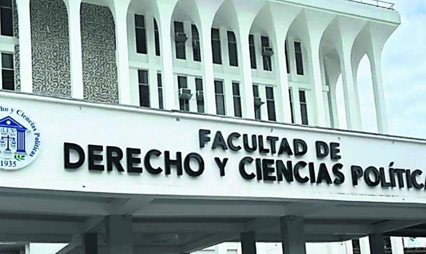 Derecho, la carrera con más estudiantes