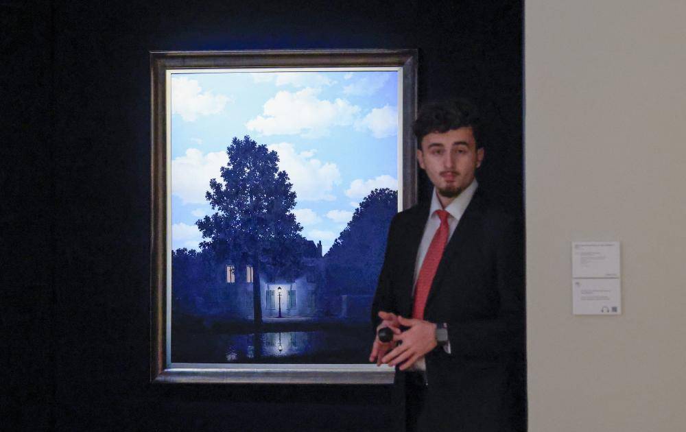 Magritte, Ruscha and… banana seek new paintings at auctions in New York