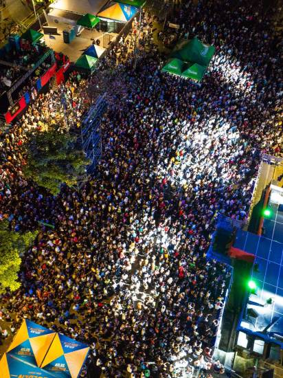 Más de 10 mil personas vivieron la magia del Festival Carnavalístico en la Cinta Costera