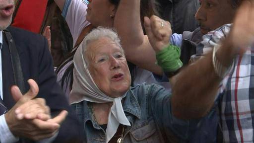 Murió Nora Cortiñas, emblema de Madres de Plaza de Mayo en Argentina, a los 94 años