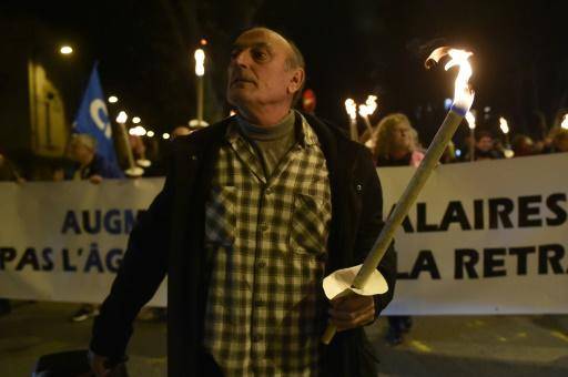 La huelga contra la reforma de las pensiones en Francia pone a prueba a Macron