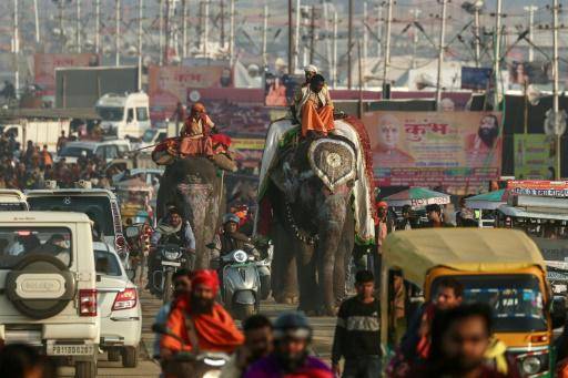 Empieza en India una masiva fiesta hindú con 400 millones de peregrinos