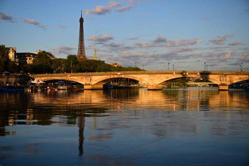 El estado del Sena y la lluvia condicionan preparativos para JJ OO de París-2024