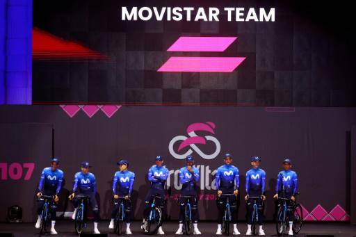 La presentación del equipo ciclista Movistar del Giro de Italia, el 2 de mayo de 2024 en Turín