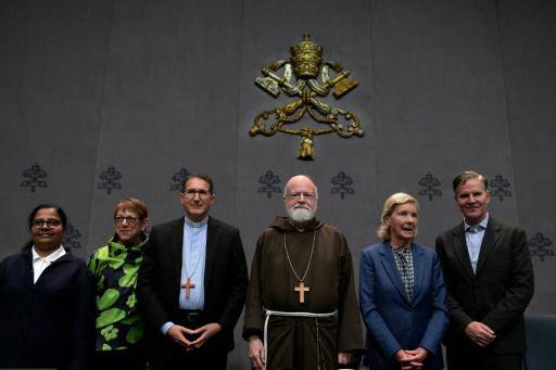 El Vaticano pide agilizar las destituciones de sacerdotes acusados de abuso