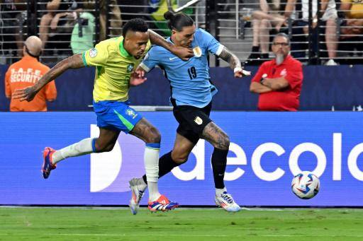 Uruguay, con defensa diezmada pero ataque letal, y una inspirada Colombia van por la final de la Copa América