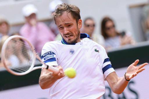 Daniil Medvedev eliminado en octavos de Roland Garros por el australiano Álex de Miñaur