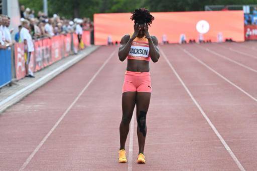 La atleta jamaicana Shericka Jackson sufre preocupante lesión en Hungría