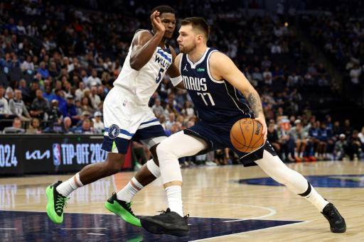 Mavericks ganan en Minnesota con susto de Doncic y Jokic rescata a Nuggets