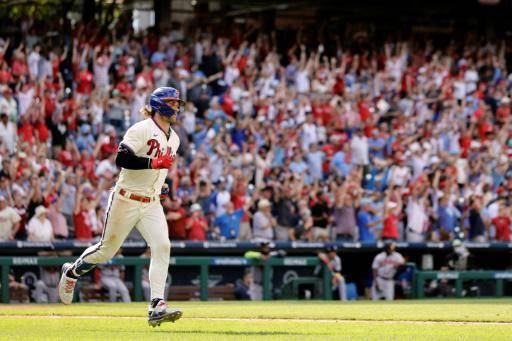 Olson conecta par de jonrones, Bravos barren a Cerveceros con