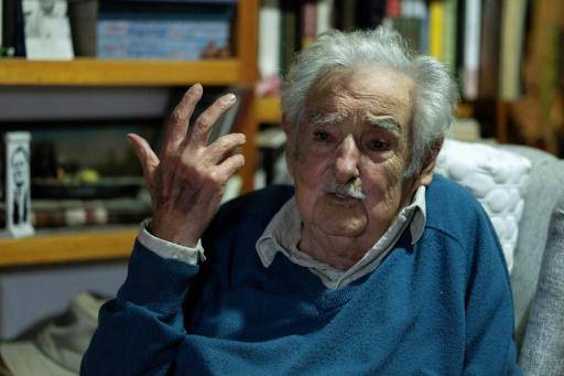 El expresidente de Uruguay José 'Pepe' Mujica (2010-15) en una entrevista con AFP el 28 de noviembre de 2024 en su casa a las afueras de Montevideo.