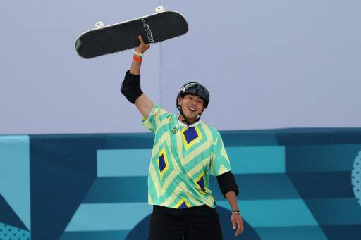 El skater brasileño Augusto Akio logra el bronce en la prueba de parque