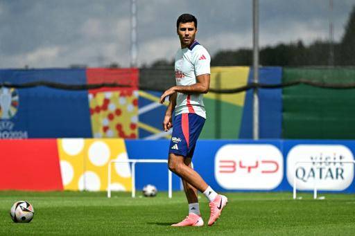 Rodri, la torre de control de una 'Roja' lista para altos vuelos