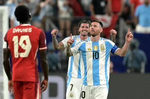 Argentina a un paso del bicampeonato de América al doblegar a Canadá en semifinales