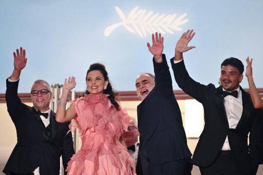 El brasileño Karim Ainouz sube la temperatura en Cannes con Motel Destino