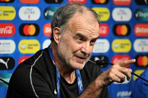 Bielsa alerta contra la deriva del fútbol: Cada vez es menos atractivo