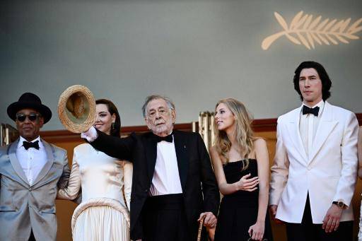 Coppola estrena por fin su épica Megalópolis y divide a Cannes