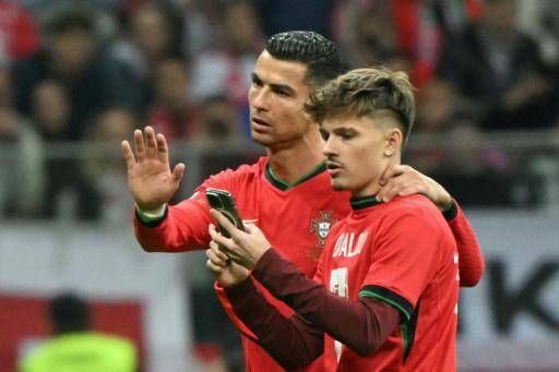 España olvida las lesiones ante Dinamarca, Ronaldo no tiene fin con Portugal