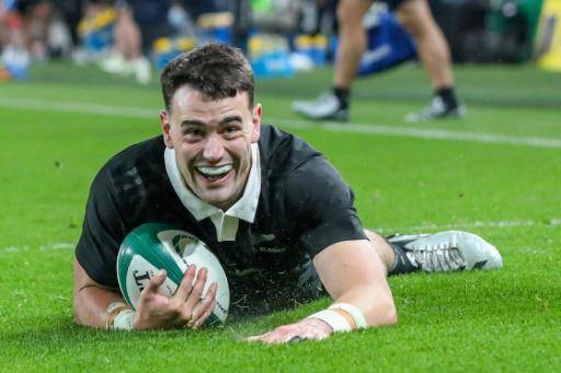 Los All Blacks vencen 23-13 en test-match en Irlanda