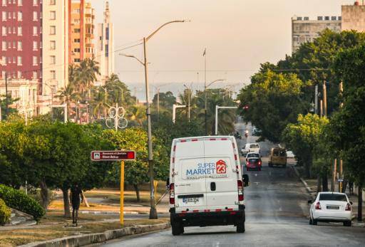 ¿Remesas en efectivo o comida?: el dilema de emigrantes ante una Cuba en crisis