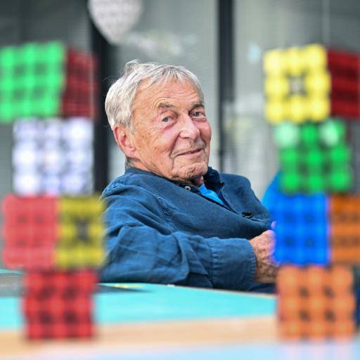 Erno Rubik, medio siglo a la sombra del célebre cubo