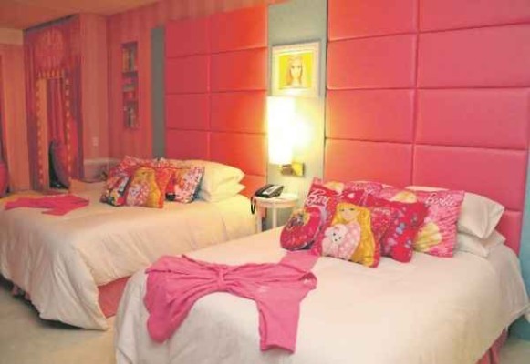 Habitacion discount barbie hilton