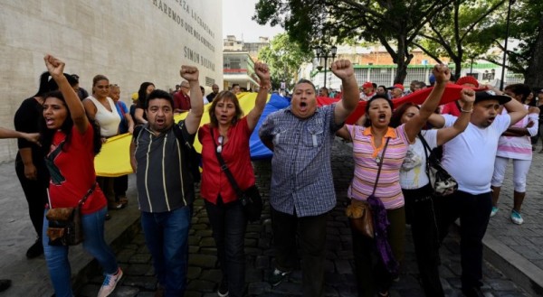 Once países americanos acuerdan tarjeta única de vacunación para migrantes venezolanos