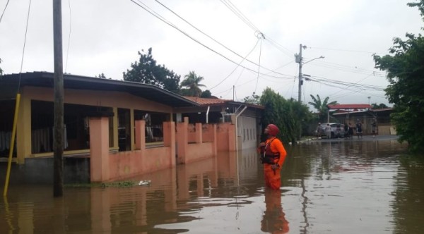 Sinaproc asiste a 215 familias por inundaciones en Isla Colón y Changuinola