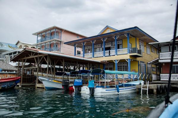 Obras y educación técnica para Bocas, Darién y Chiriquí