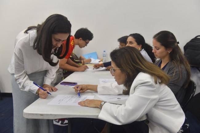 ML | Médicos internos a quienes fueron asignadas las plazas.