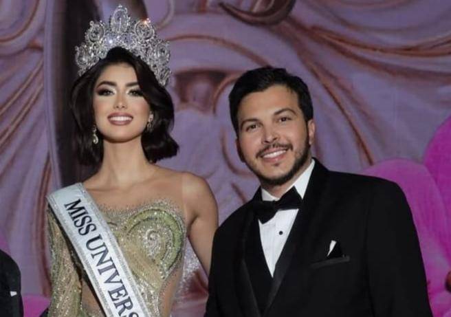 ML | Italy Mora exconcursante al Miss Universo y Cesar Anel Rodríguez, director del Miss Universo Panamá.