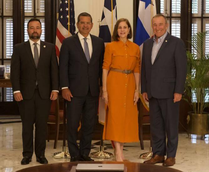 Primera dama Yazmín Colón de Cortizo se reúne con el gobernador de Puerto Rico