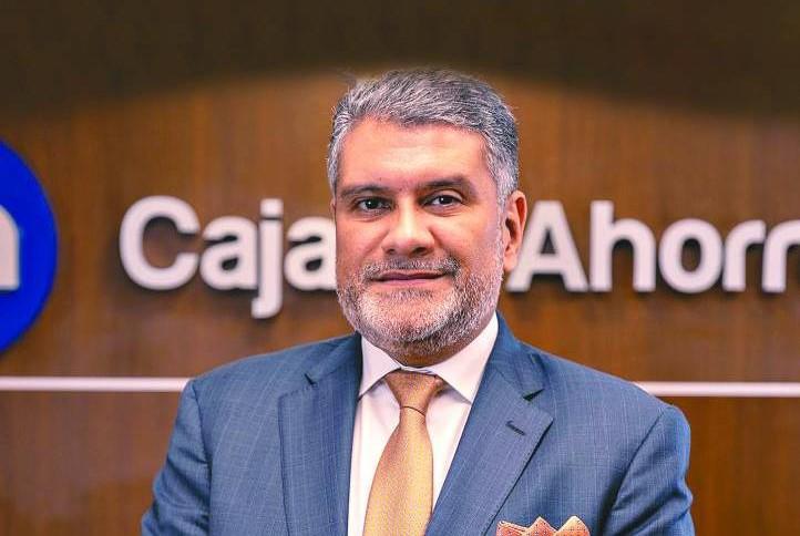 ML | Andrés Farrugia, gerente general de la Caja de Ahorros.