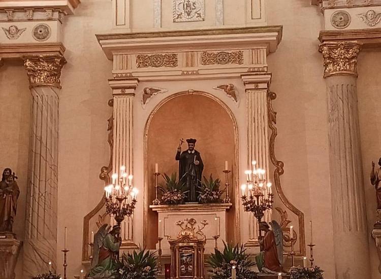 Procesiones de Semana Santa en vivo, en el Casco