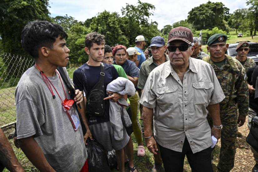 Panamá advierte de multas de $5.000 a los migrantes que crucen el Darién