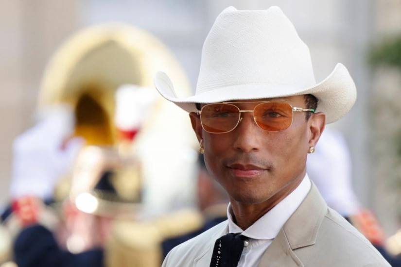 Pharrell Williams invoca el universalismo en su nuevo desfile Louis Vuitton en París