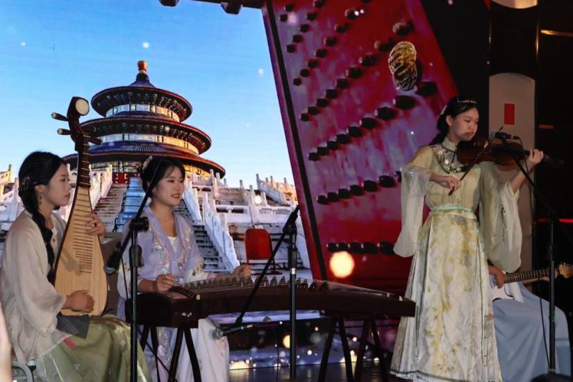 Celebran en Panamá el 75° aniversario de fundación de la República Popular China