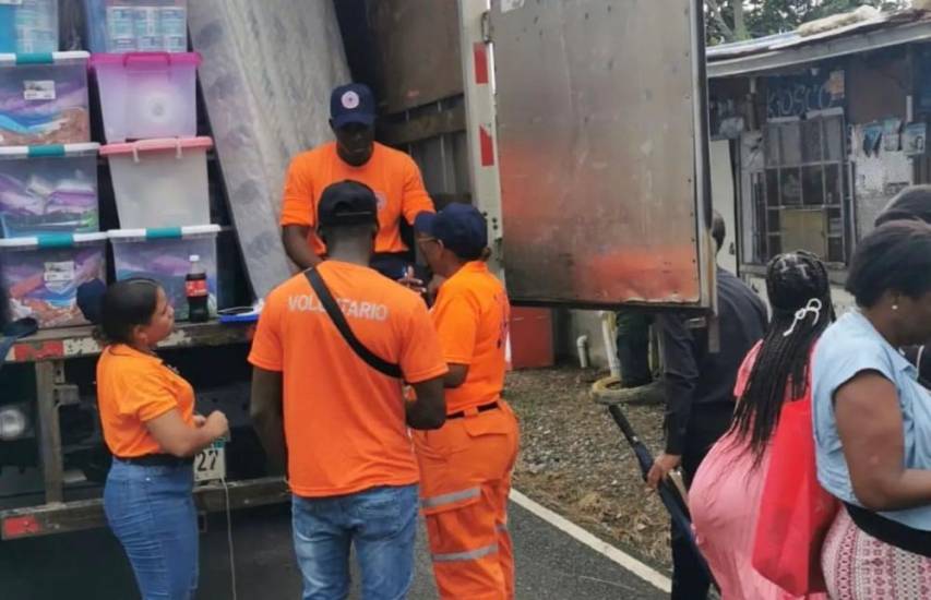 Asisten a 45 familias familias afectadas por las lluvias en Colón