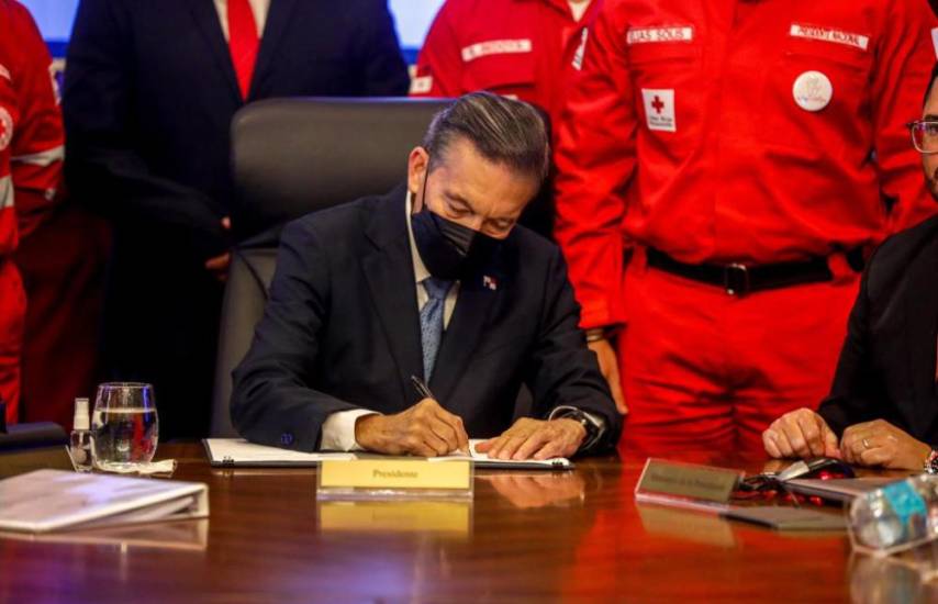 Cortizo sanciona norma que actualiza Ley que funda la Cruz Roja Nacional de Panamá