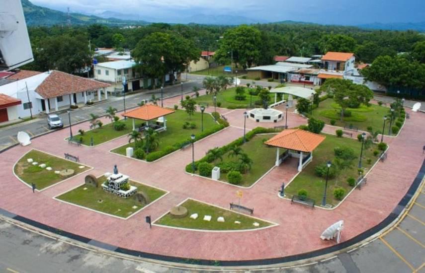 ML | ML | Parque en Natá de los Caballeros, ubicado en la provincia de Coclé.