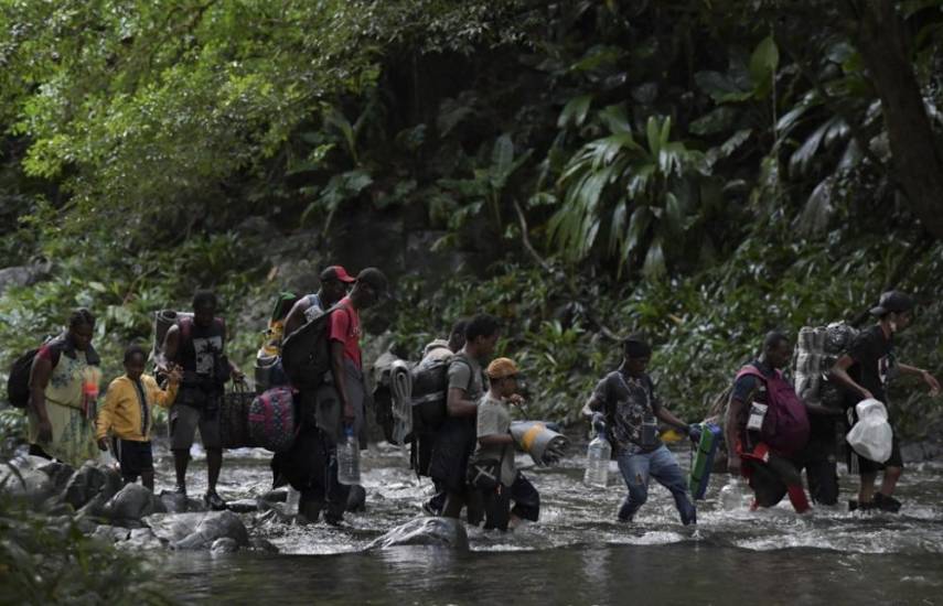 EEUU intensificará la lucha contra el tráfico de migrantes en la selva del Darién