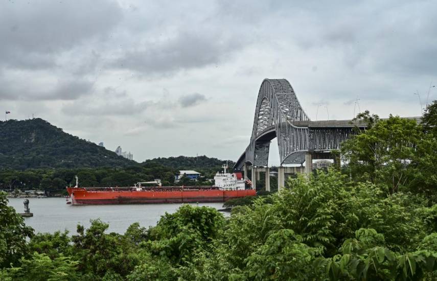 Sequía lastra ingresos récord del canal de Panamá