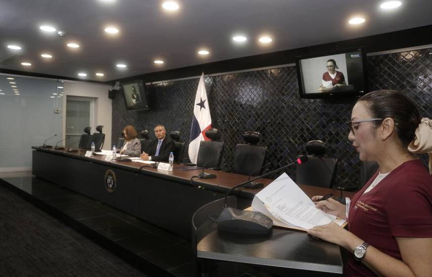 ML | Durante el análisis en la Asamblea Nacional.