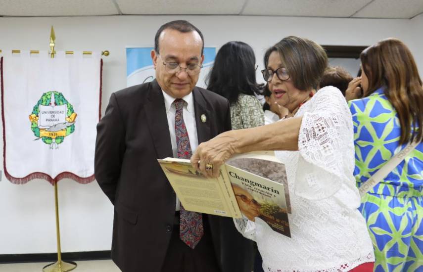 Inauguran el Memorial Changmarín en la Biblioteca Simón Bolívar de la Universidad de Panamá