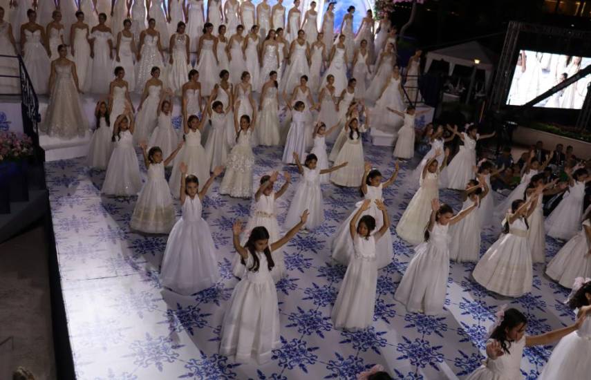 ¡Festival de debutantes!